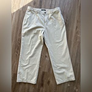 Vintage 90s Ralph Lauren Wms Khaki Pants Straight Cut
Size Women’s 14